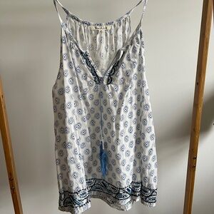 Solitaire White and Blue Patterned Blouse